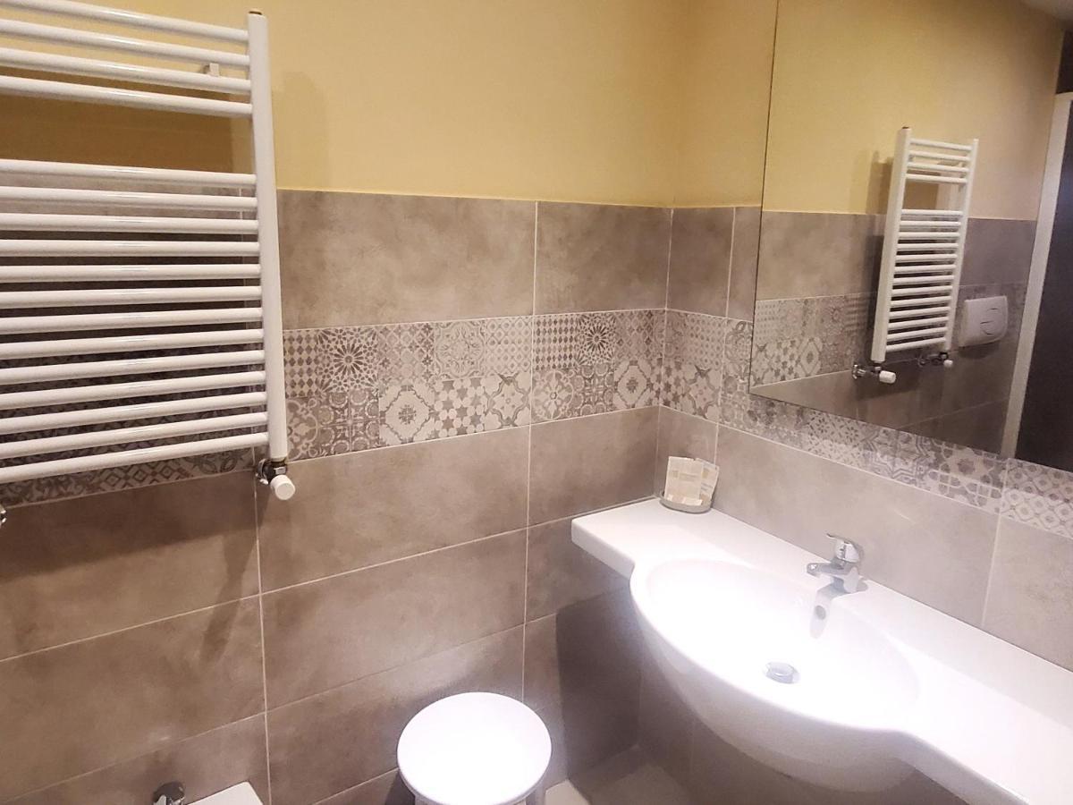 Residenza Fillanfi Hotell Lucca Exteriör bild